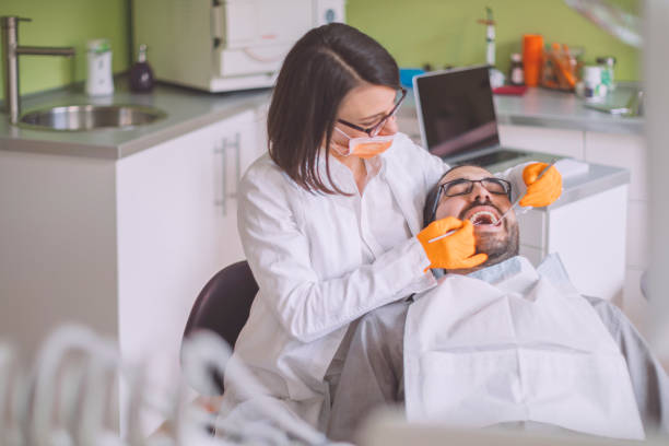 Best Weekend Emergency Dentist in East Hazel Crest, IL